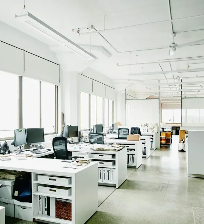 Clean office in Vista